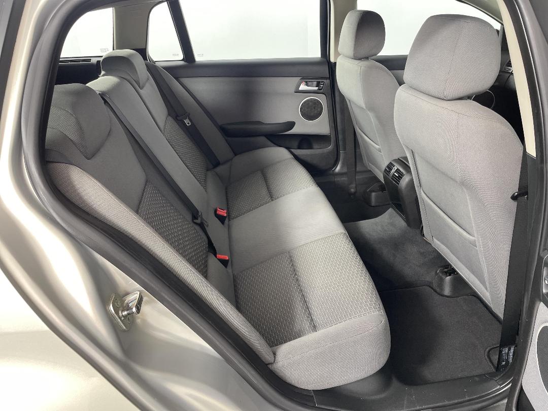 Photo '20' of Holden Commodore