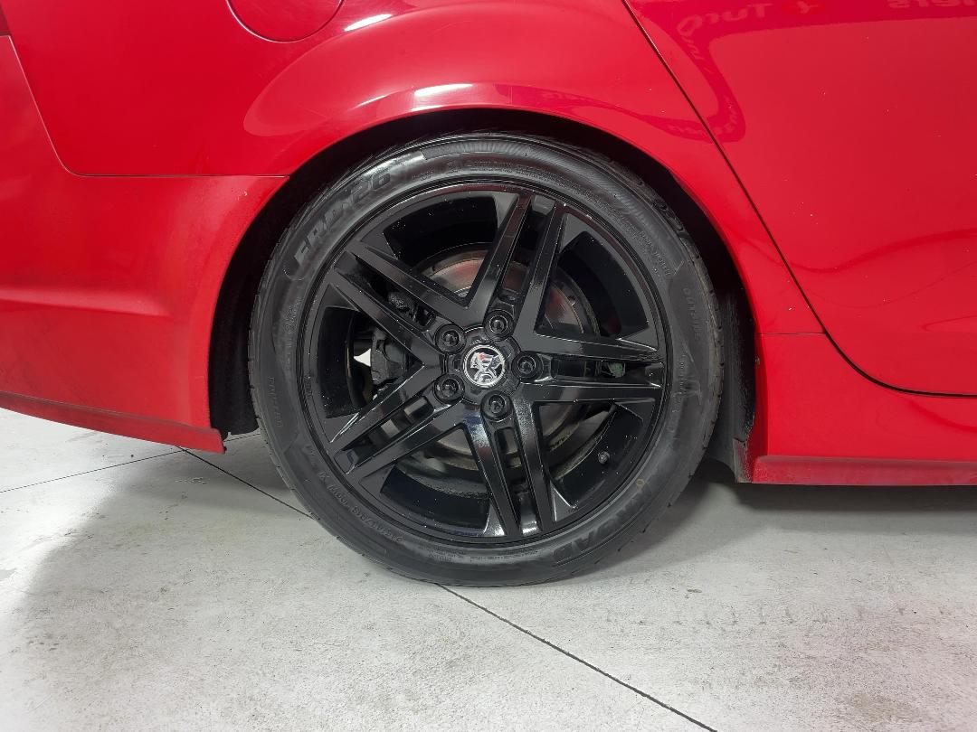 Photo '12' of Holden Commodore Photo '12' of Holden Commodore