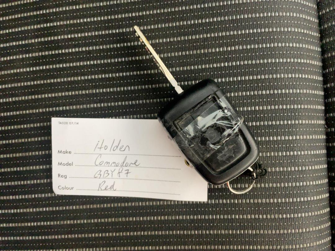 Photo '22' of Holden Commodore Photo '22' of Holden Commodore