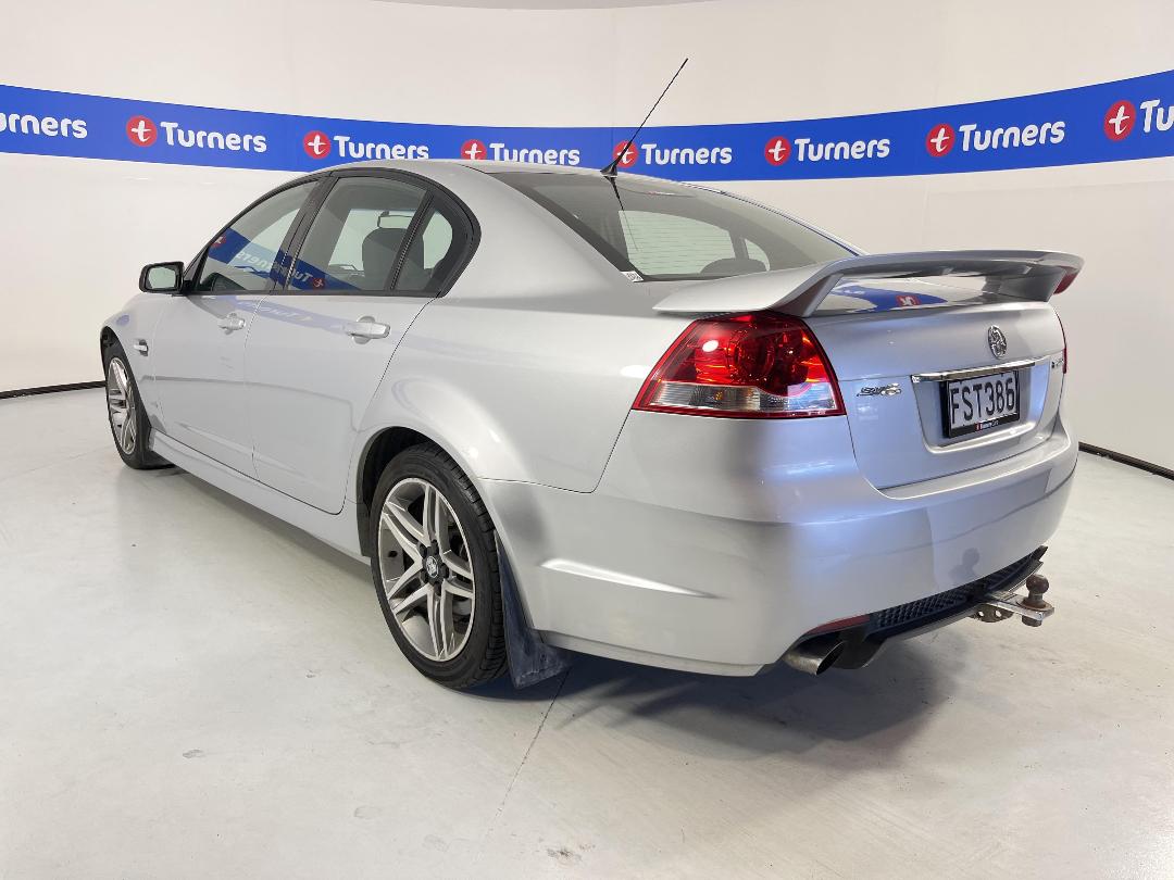 Photo '5' of Holden Commodore Photo '5' of Holden Commodore