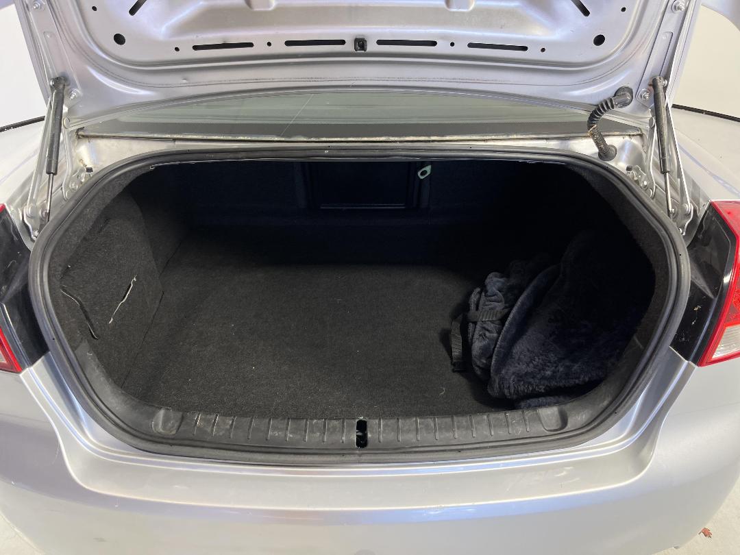 Photo '14' of Holden Commodore Photo '14' of Holden Commodore