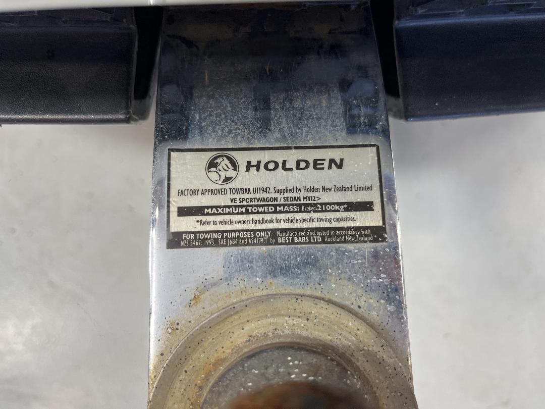 Photo '28' of Holden Commodore Photo '28' of Holden Commodore