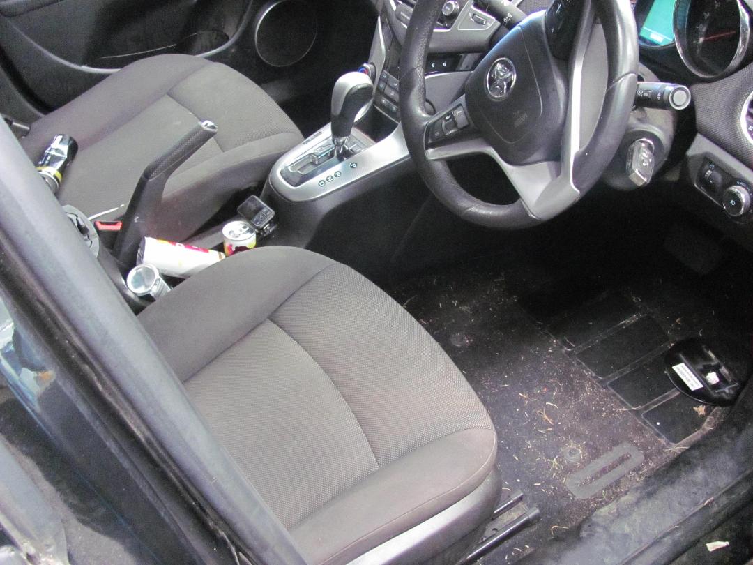 Photo '7' of Holden Cruze SRI Photo '7' of Holden Cruze SRI