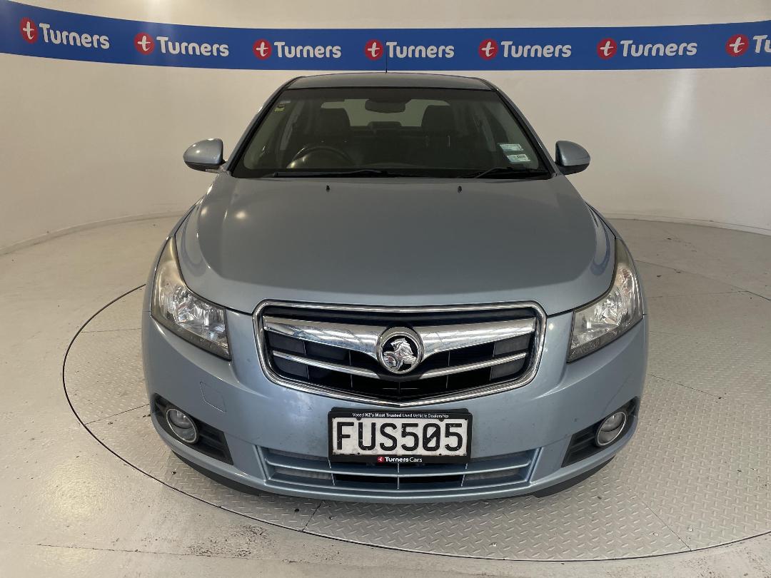 Photo '2' of Holden Cruze