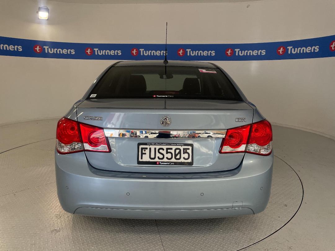 Photo '6' of Holden Cruze