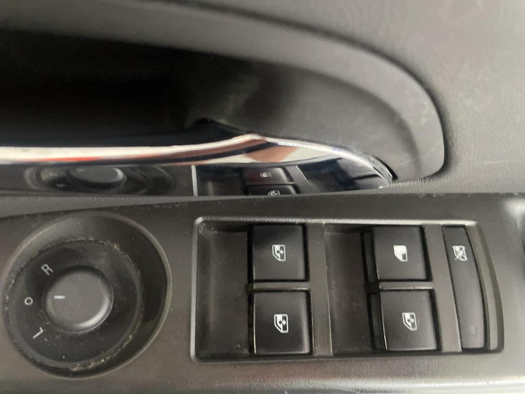 Photo '23' of Holden Cruze