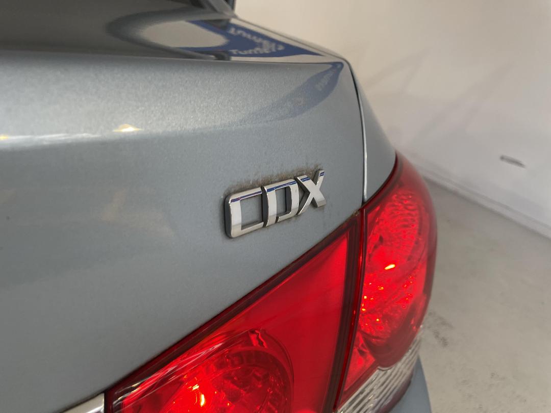 Photo '33' of Holden Cruze