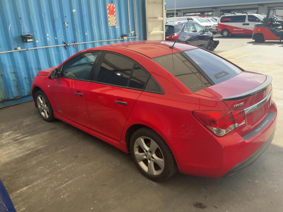 Photo '9' of Holden Cruze SRI