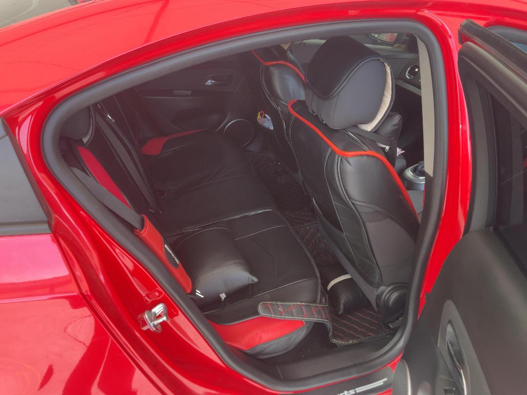 Photo '20' of Holden Cruze SRI