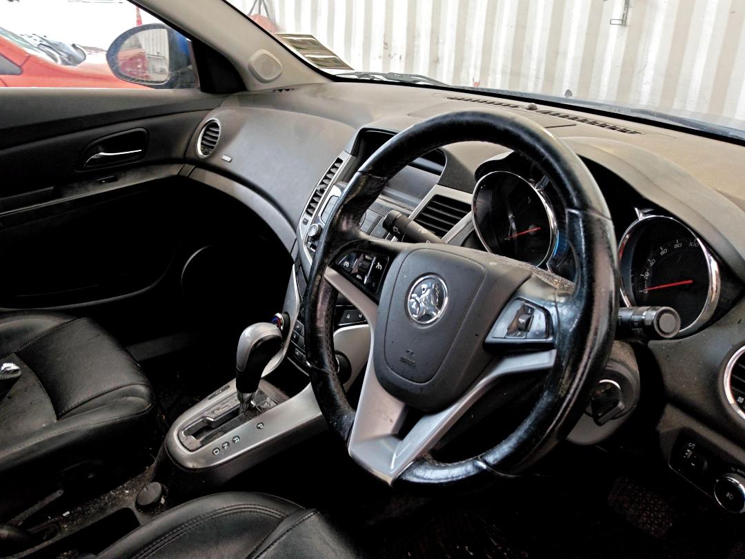 Photo '12' of Holden Cruze CDX TD