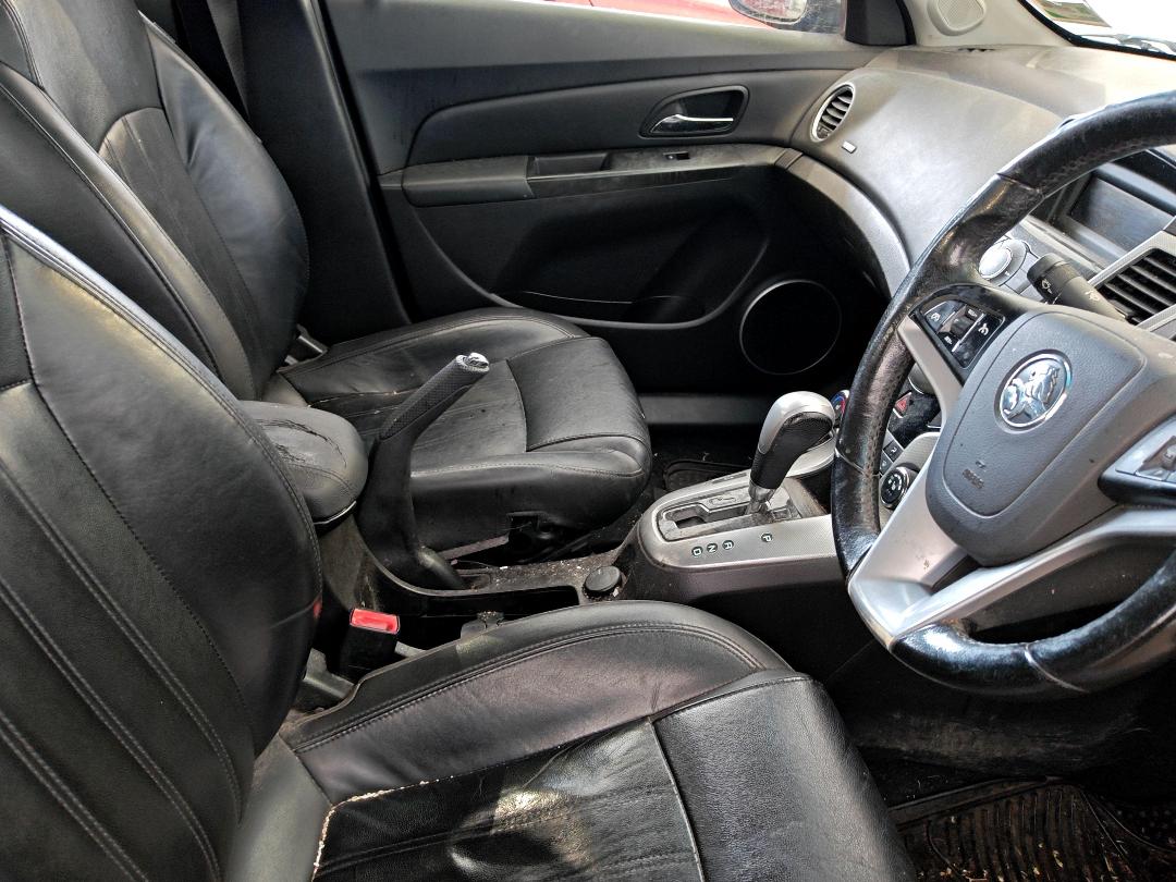 Photo '13' of Holden Cruze CDX TD