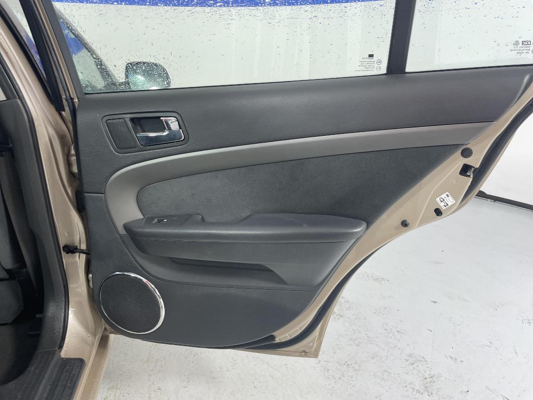 Photo '19' of Holden Epica Photo '19' of Holden Epica