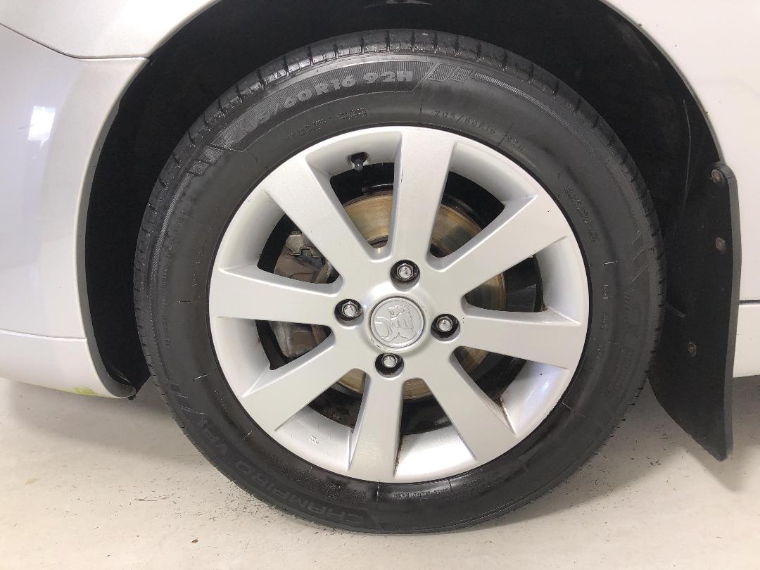 Photo '10' of Holden Epica