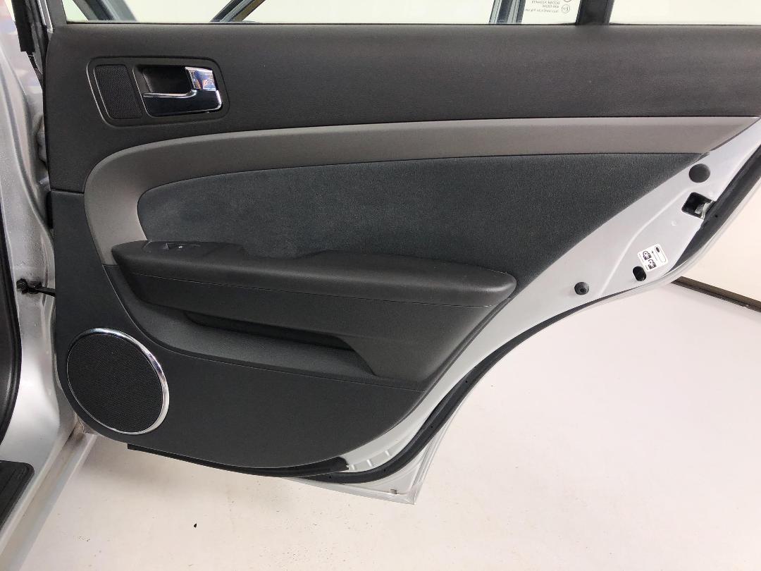 Photo '19' of Holden Epica