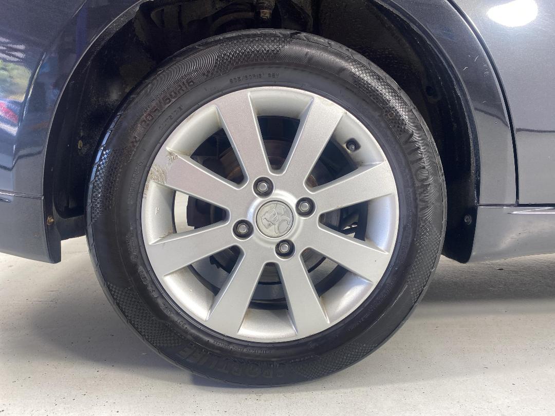 Photo '12' of Holden Epica