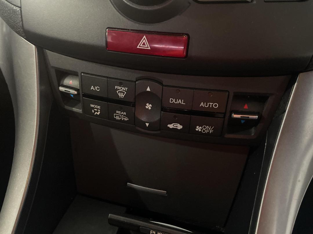 Photo '30' of Honda Accord