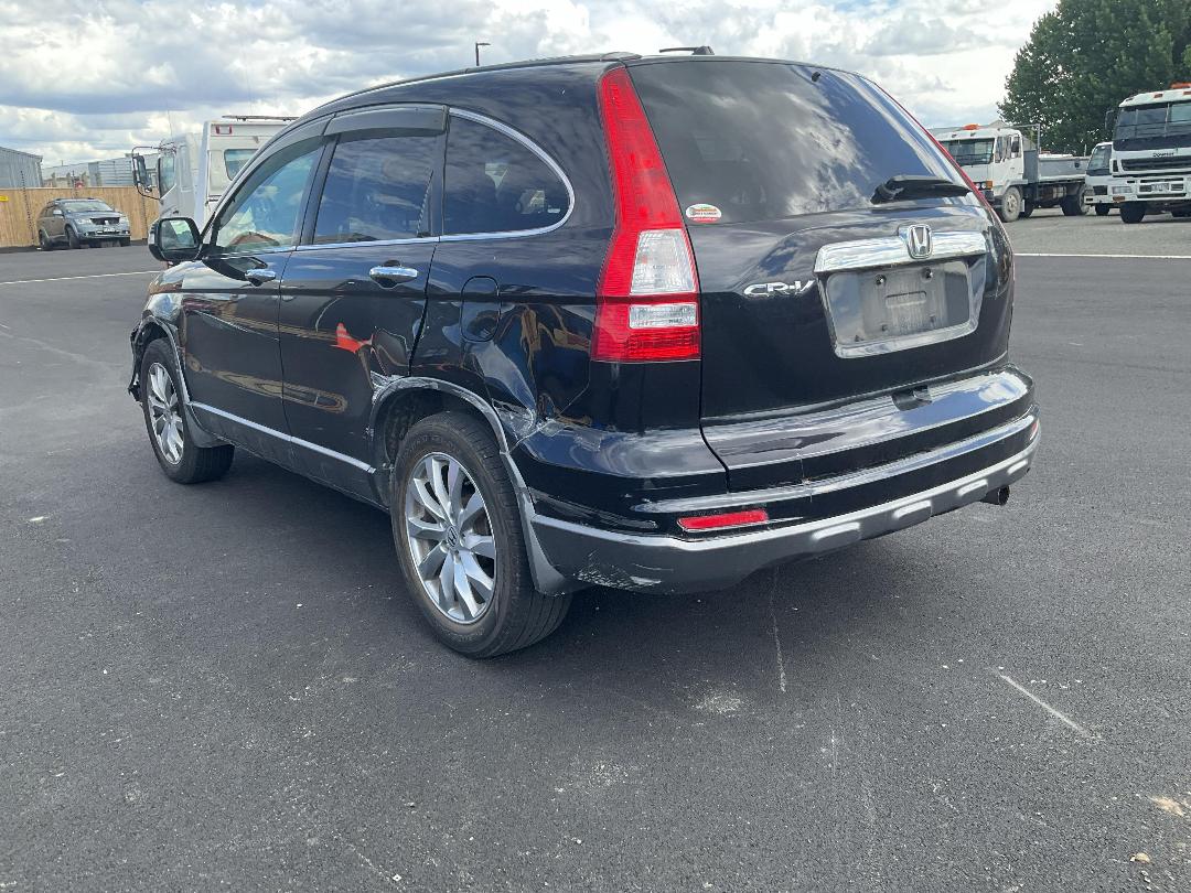 Photo '4' of Honda CRV Photo '4' of Honda CRV