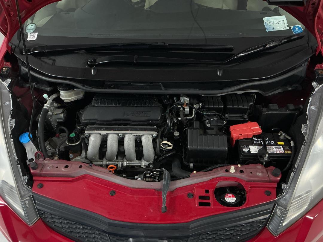 Photo '13' of Honda FIT Photo '13' of Honda FIT