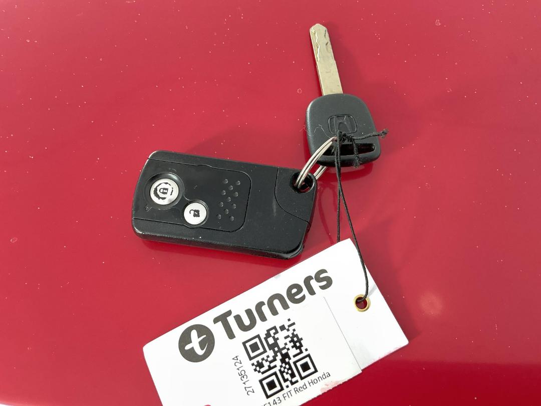 Photo '22' of Honda FIT Photo '22' of Honda FIT