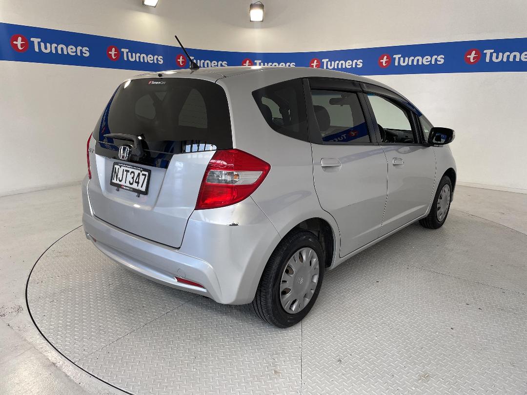 Photo '7' of Honda FIT