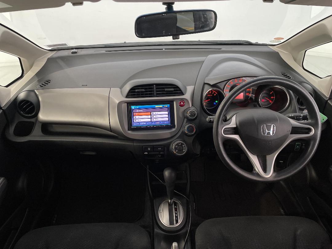 Photo '17' of Honda FIT