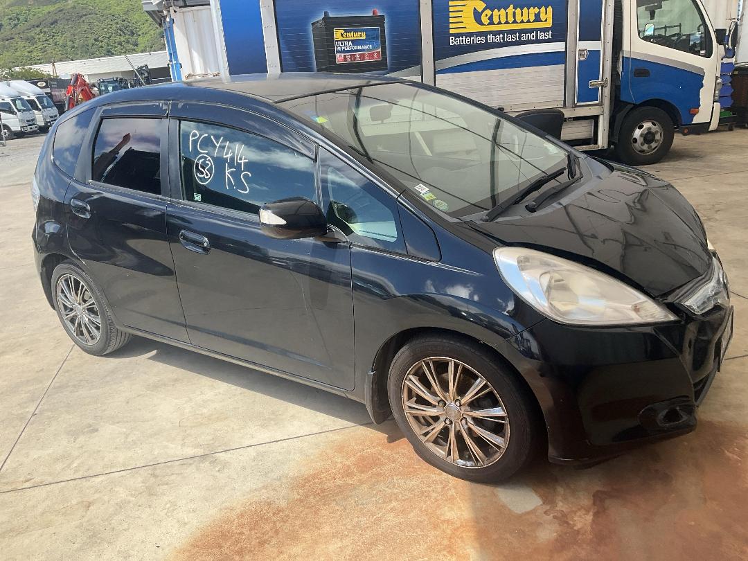 Photo '6' of Honda FIT