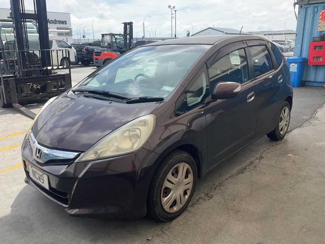 Photo '3' of Honda FIT Photo '3' of Honda FIT