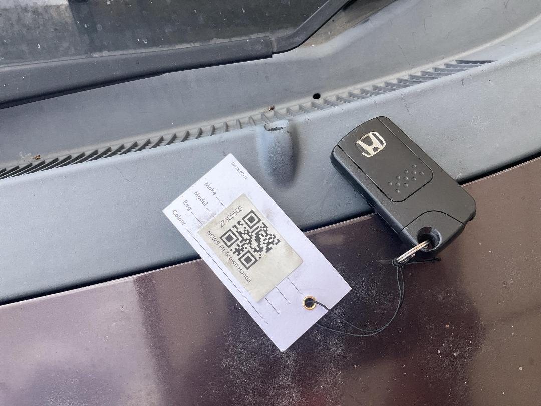 Photo '13' of Honda FIT Photo '13' of Honda FIT