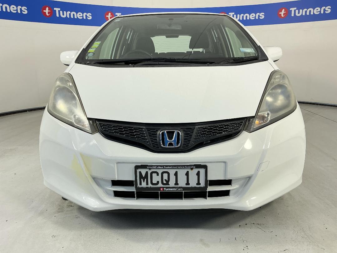 Photo '2' of Honda FIT Photo '2' of Honda FIT