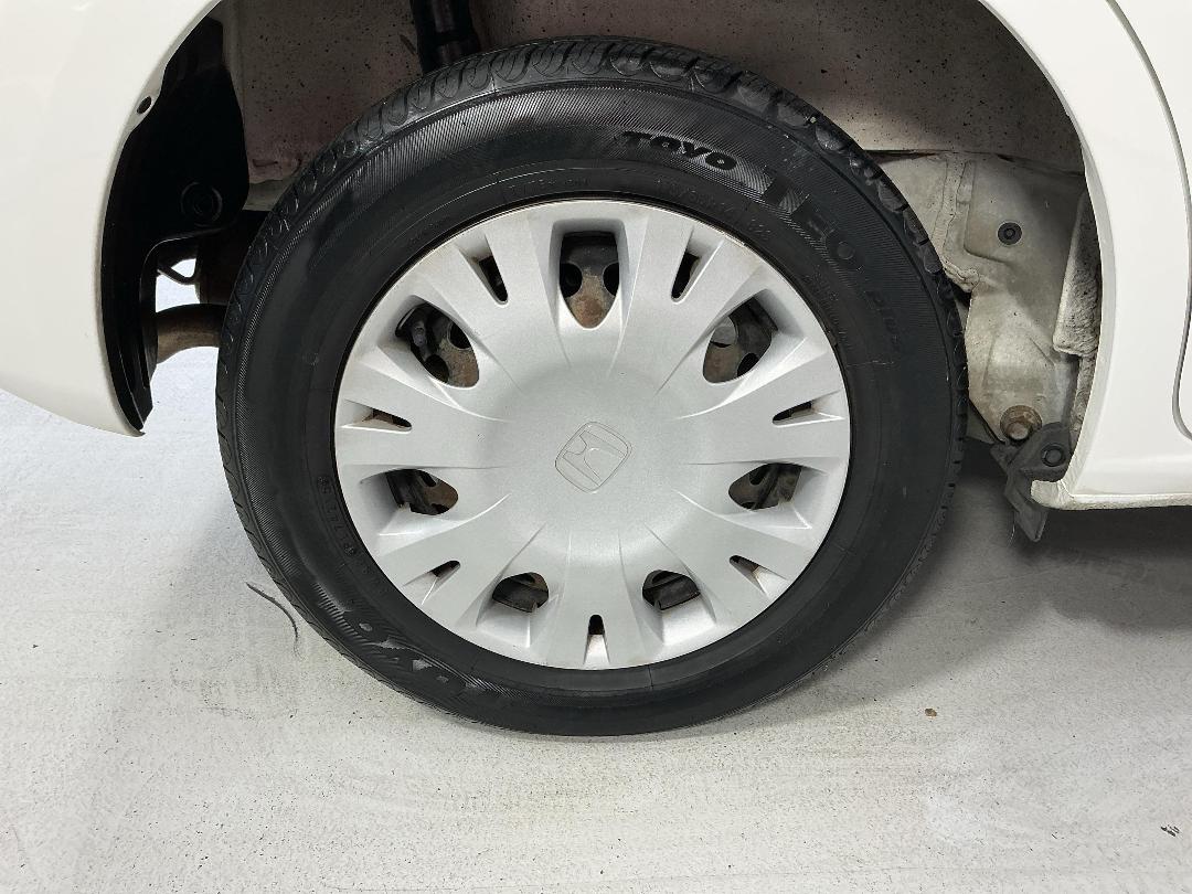 Photo '12' of Honda FIT Photo '12' of Honda FIT