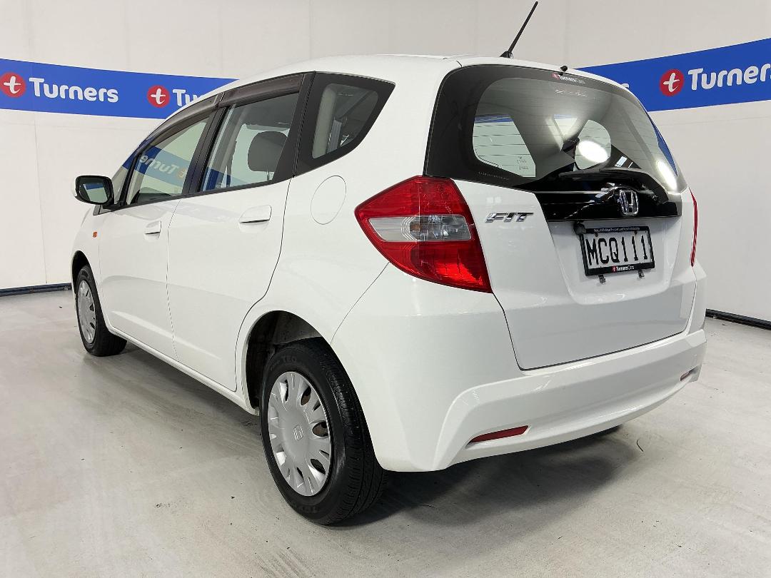 Photo '5' of Honda FIT Photo '5' of Honda FIT