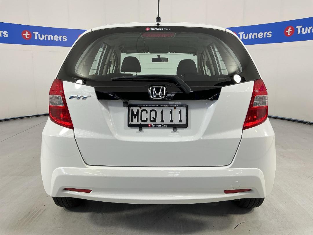 Photo '6' of Honda FIT Photo '6' of Honda FIT