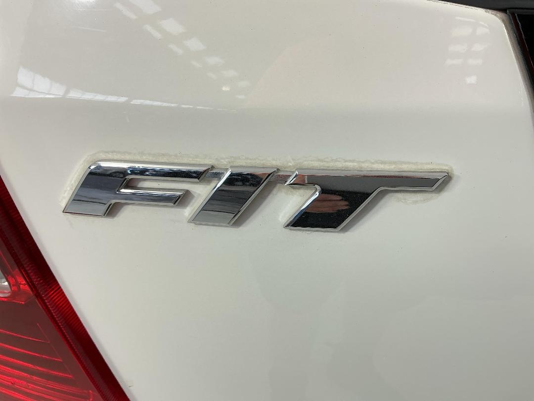 Photo '27' of Honda FIT Photo '27' of Honda FIT