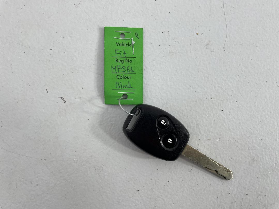 Photo '22' of Honda FIT Photo '22' of Honda FIT