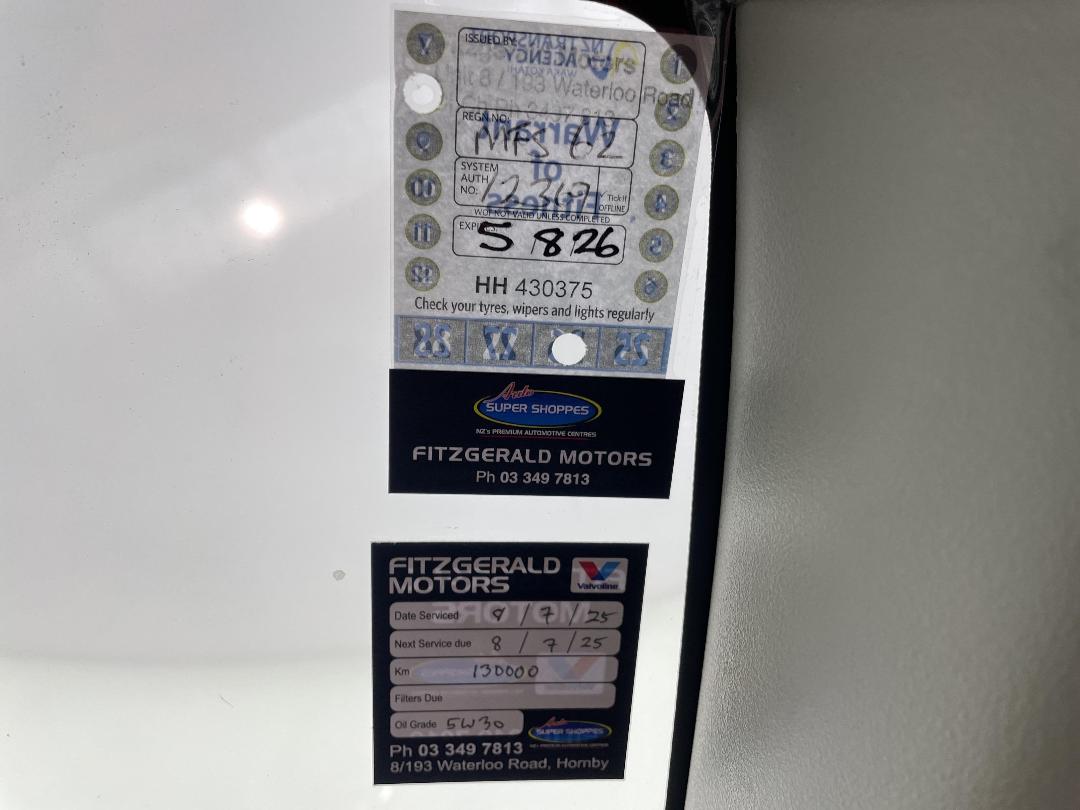 Photo '26' of Honda FIT Photo '26' of Honda FIT