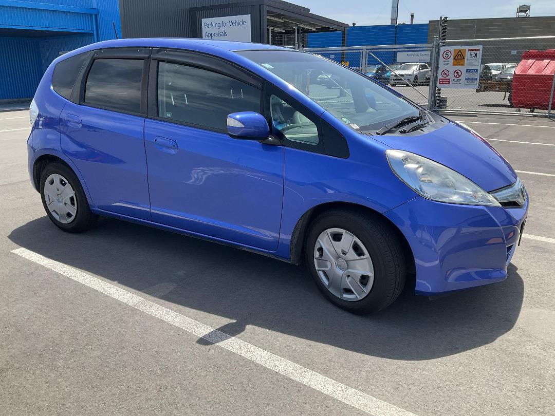 Photo '5' of Honda FIT Hybrid Photo '5' of Honda FIT Hybrid