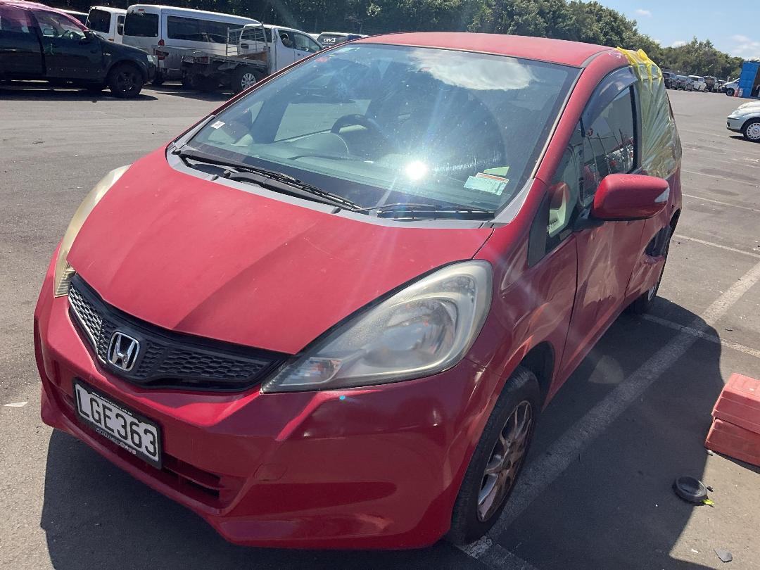 Photo '2' of Honda FIT Photo '2' of Honda FIT