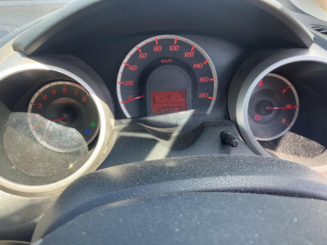 Photo '10' of Honda FIT Photo '10' of Honda FIT