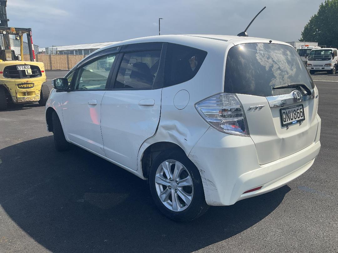 Photo '4' of Honda FIT Hybrid Photo '4' of Honda FIT Hybrid