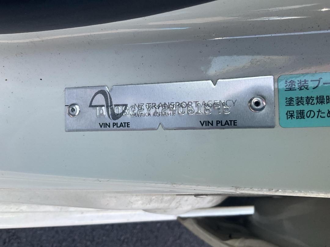 Photo '9' of Honda FIT Hybrid Photo '9' of Honda FIT Hybrid