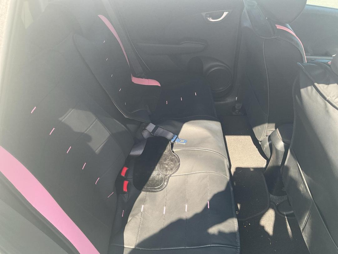 Photo '13' of Honda FIT Hybrid Photo '13' of Honda FIT Hybrid