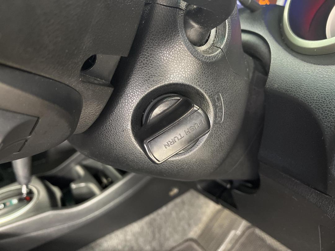 Photo '28' of Honda FIT