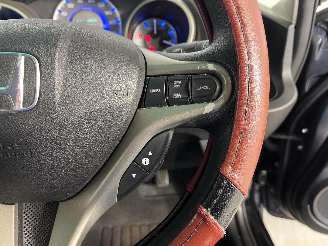 Photo '29' of Honda FIT