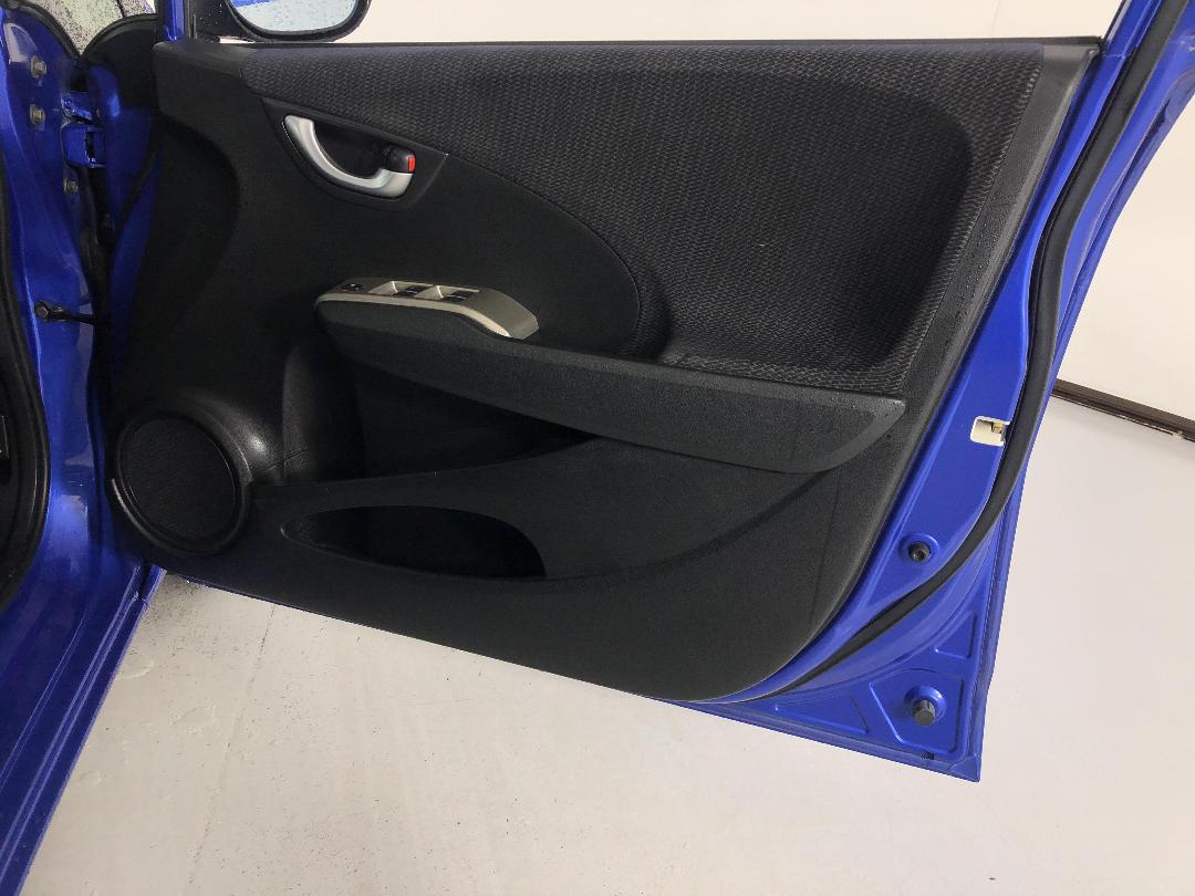 Photo '15' of Honda FIT