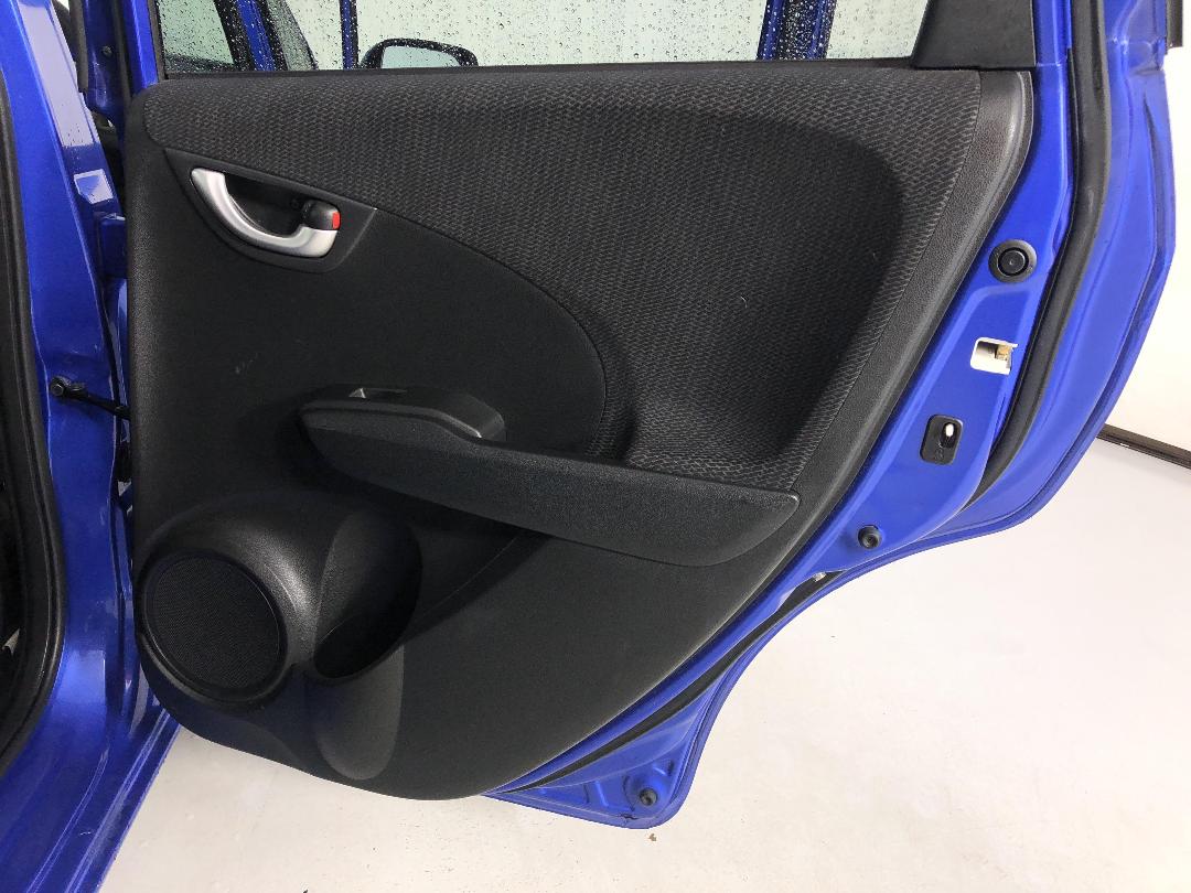 Photo '19' of Honda FIT