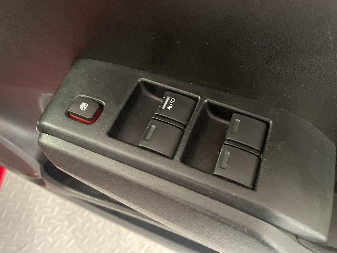 Photo '23' of Honda FIT