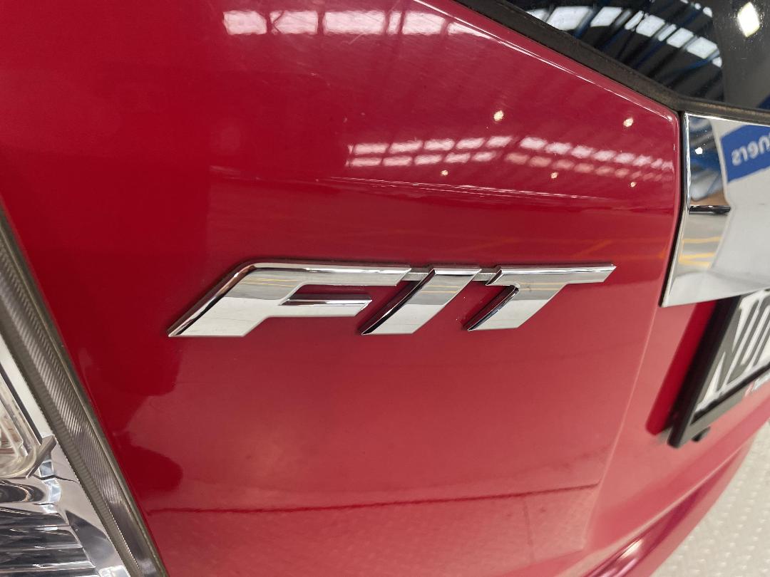 Photo '35' of Honda FIT