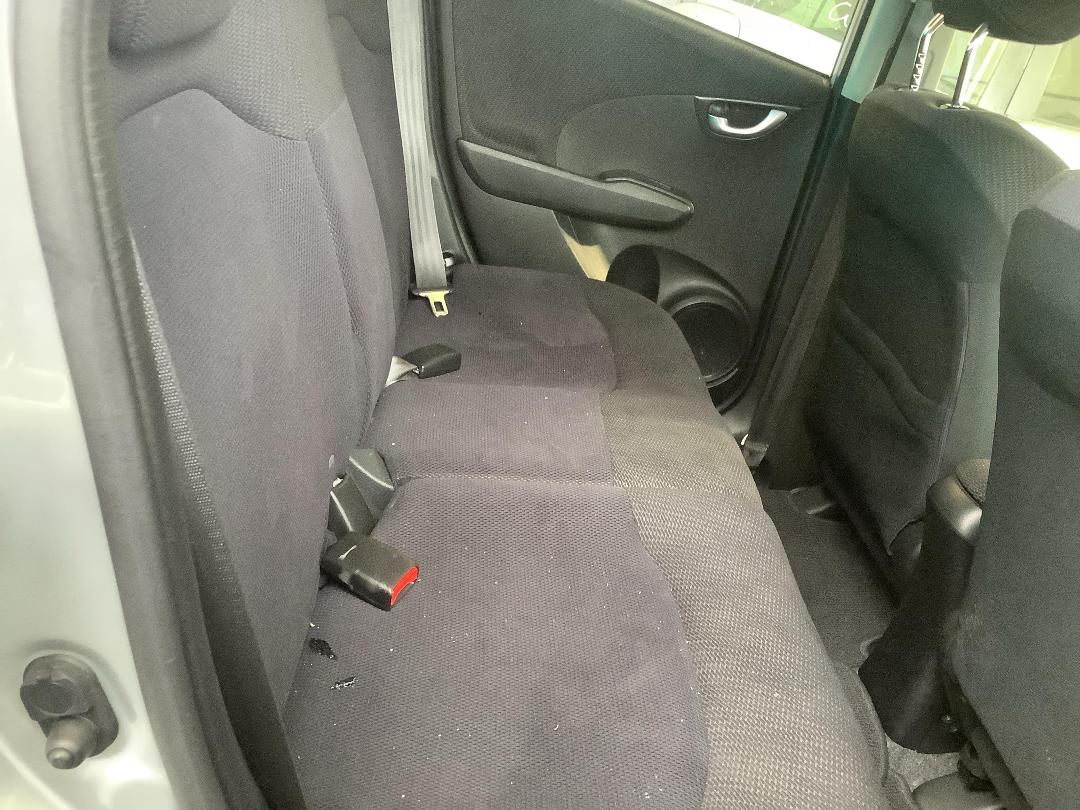 Photo '8' of Honda FIT Photo '8' of Honda FIT