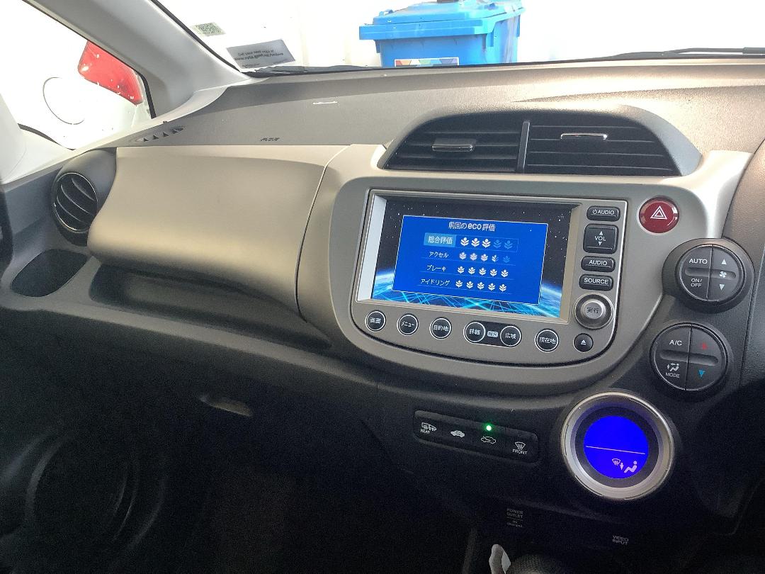 Photo '16' of Honda FIT Photo '16' of Honda FIT