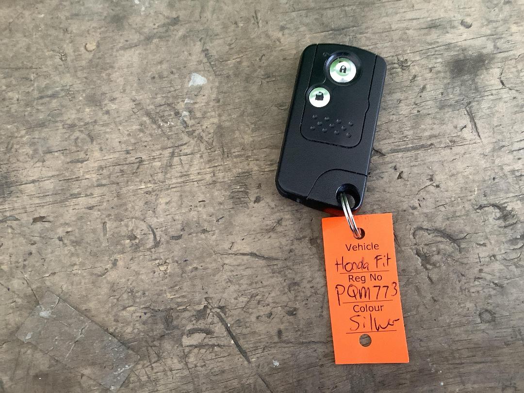 Photo '17' of Honda FIT Photo '17' of Honda FIT